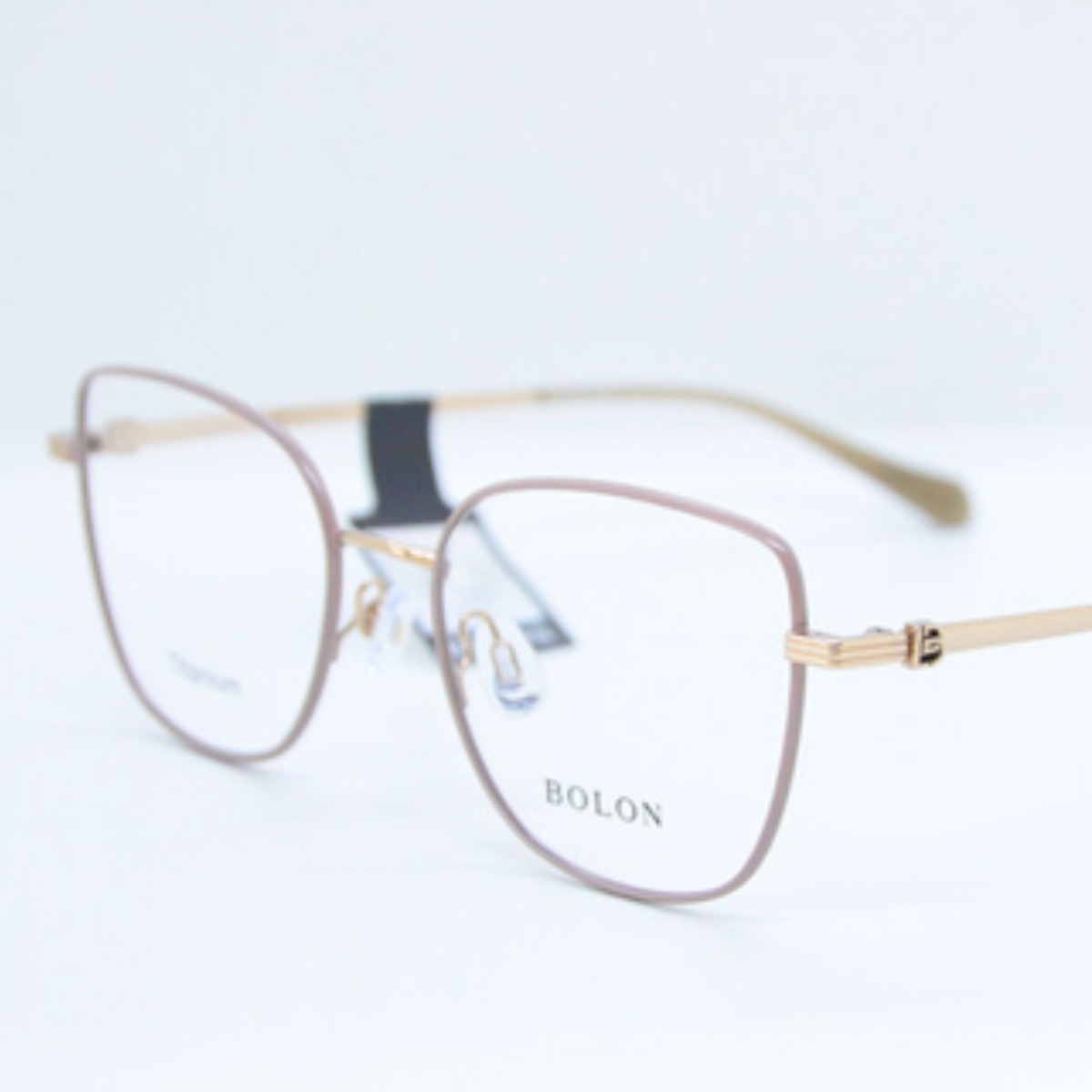 BOLON RIGA BA7030 B32 53 , 볼론 리가 티타늄 캐츠아이 오버핏 안경 219,000원