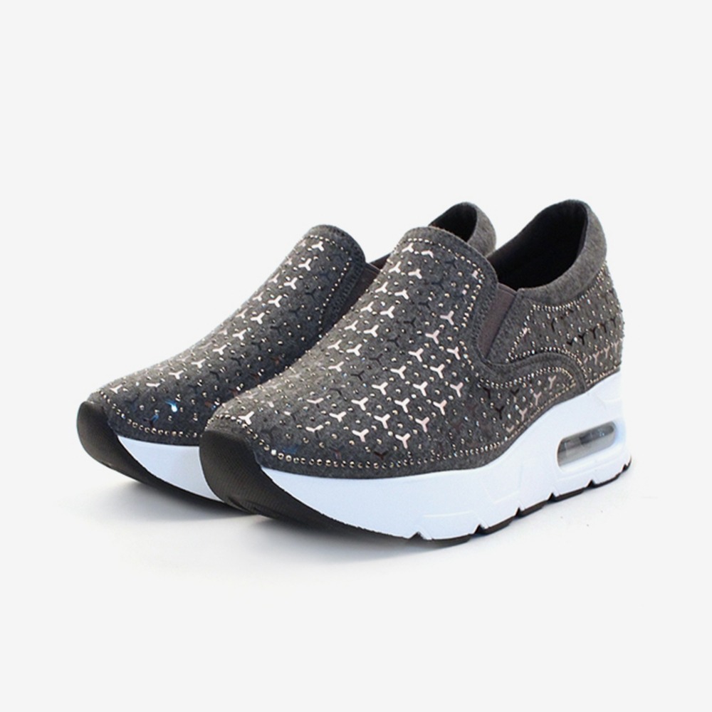 월드컵 베스트 of 베스트 가장 행복한 최고의 나만을 위한 발편한 여성 키높이 슬립온 에어백적용으로 푹신한 착화감과 가벼워 신기벗기 편한 여성캐쥬얼화 굽높이 7cm 56,600원