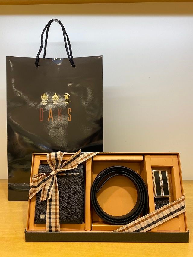 국내매장판 닥스 vx 지갑 선물포장/쇼핑백동봉 남성 블랙 체크배색 지갑벨트세트 DBWA2F905BKDBBE2F990BK 남자 정품 269,600원
