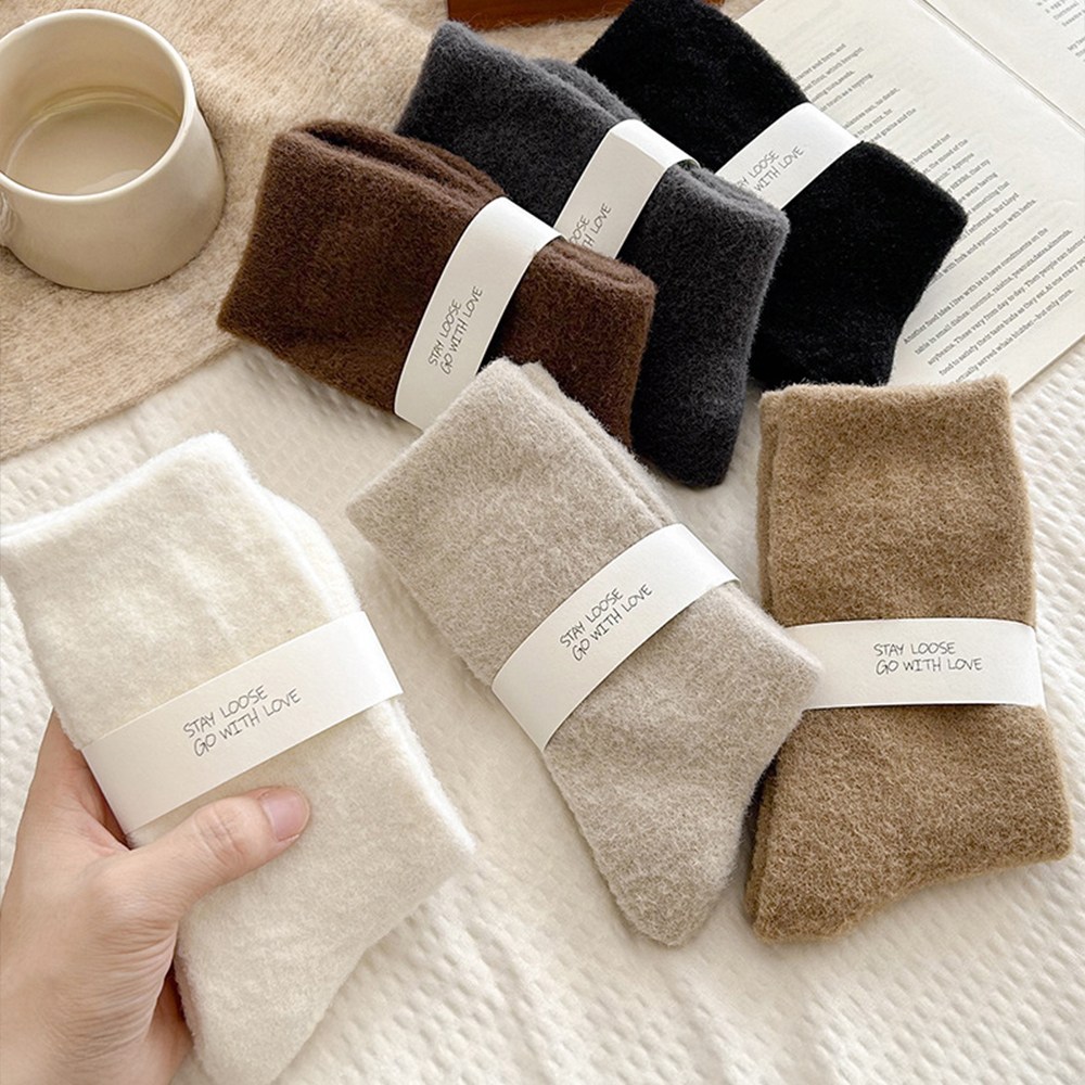 61sec no.296 포근한 기모 공용 양말 6켤레 세트 따뜻한 데일리 무지 가을 겨울 보온삭스 26,900원