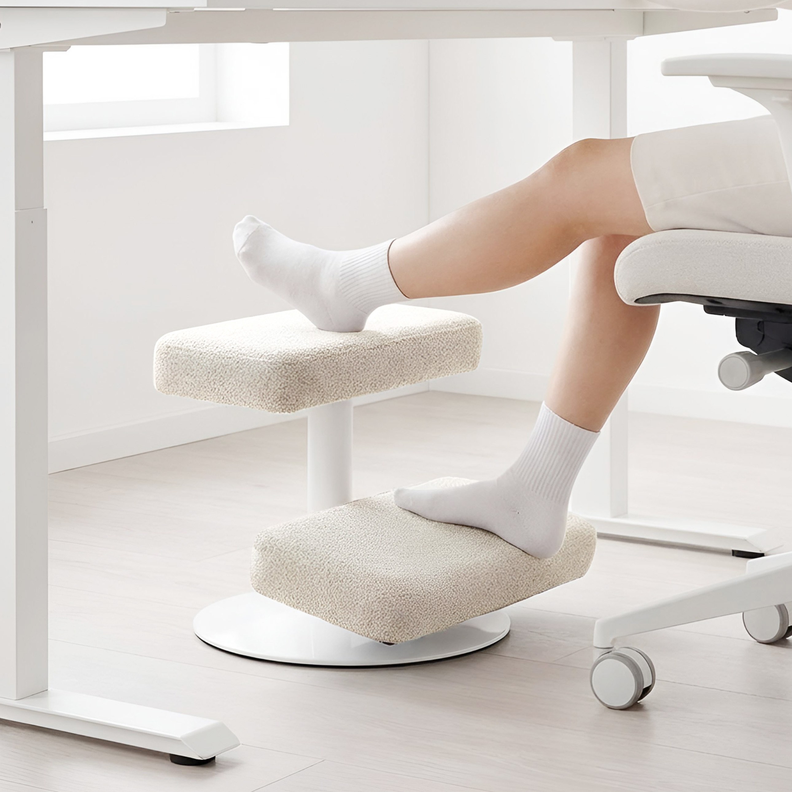 올인홈 책상 발받침대 발판 사무실 컴퓨터 2단 쿠션 발받침 다리받침대 풋레스트 타워형 3006, 오트밀 37,140원