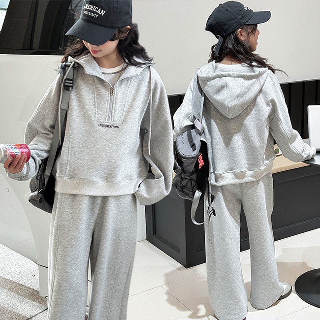 비비키드 여아 봄 가을 영문 레터링 반집업 후드티 초등생 긴팔 상의 초중생 하의 긴바지 주니어 세트 초등생 상의+하의 (회색글자 포인트) 43,800원