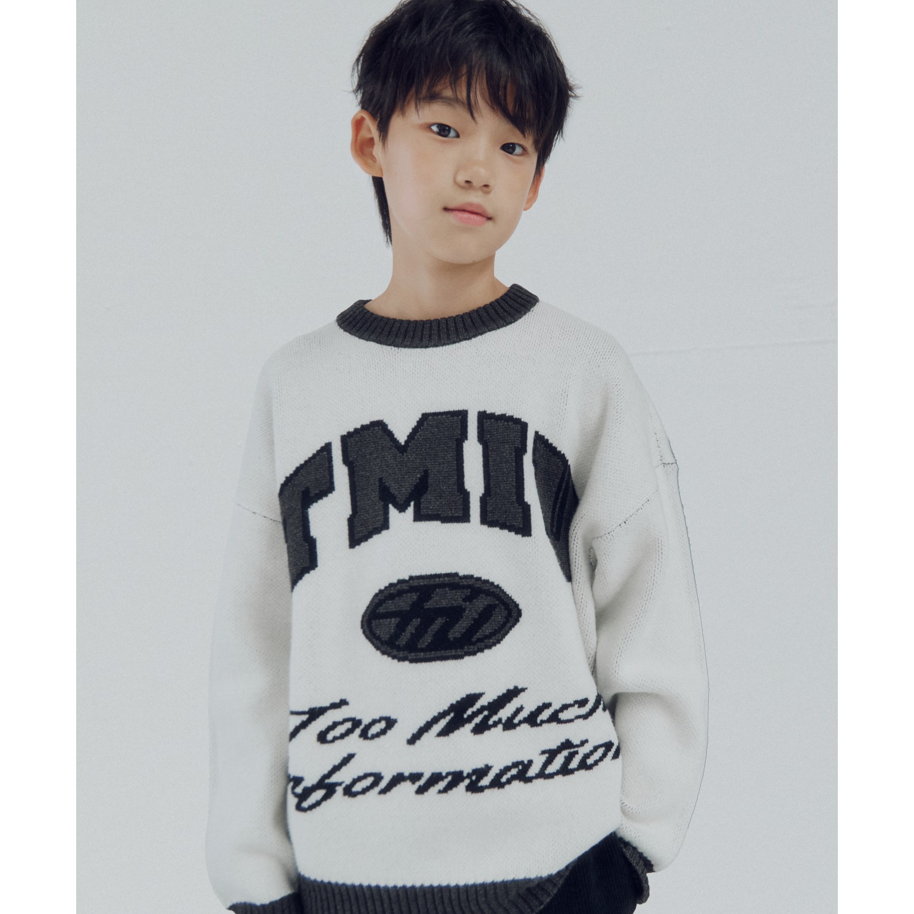 티미유 주니어 공용 래터링 스웨터 44,900원