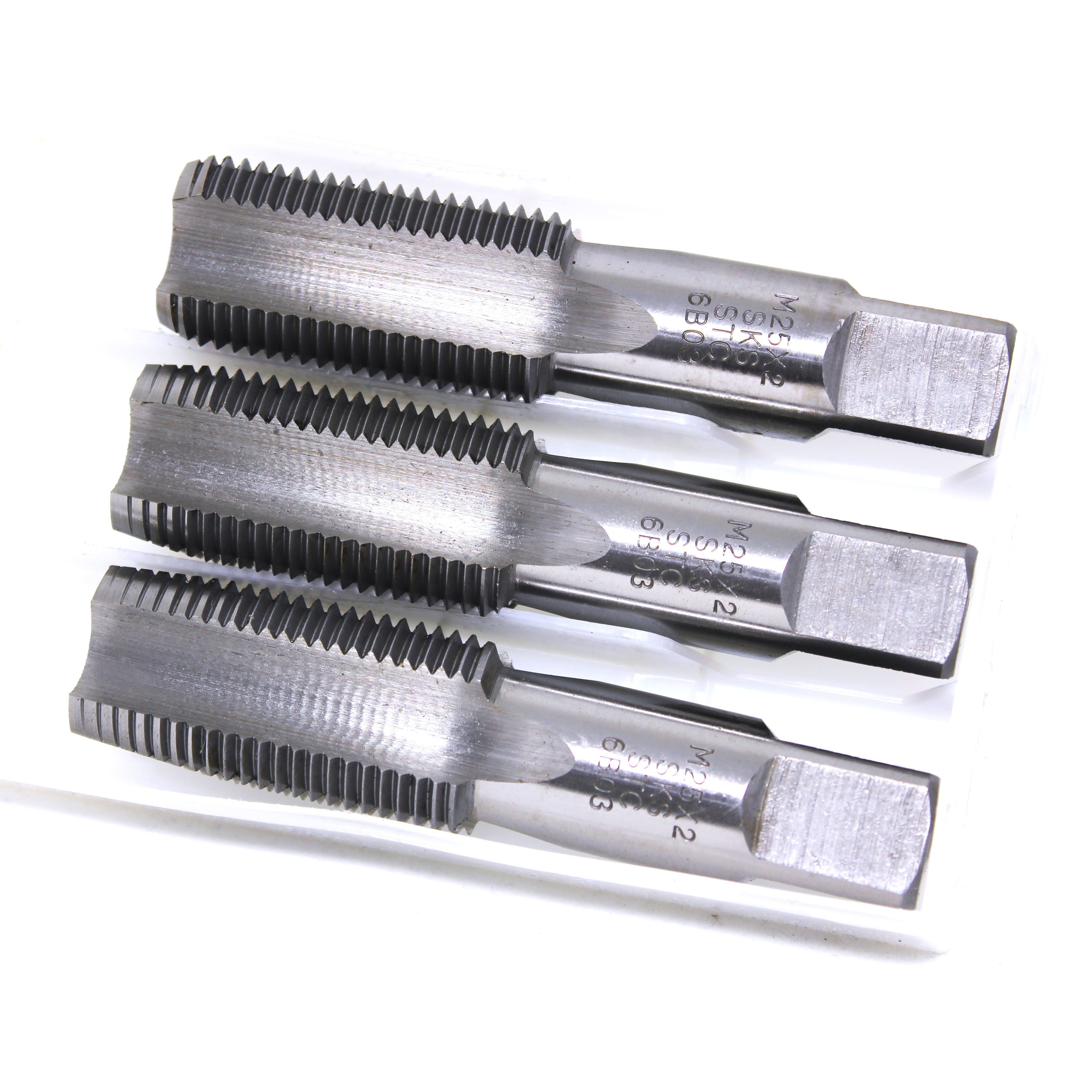 국산 탭 나사탭 핸드tap SKS , M14 X 1.5, 1개 17,550원