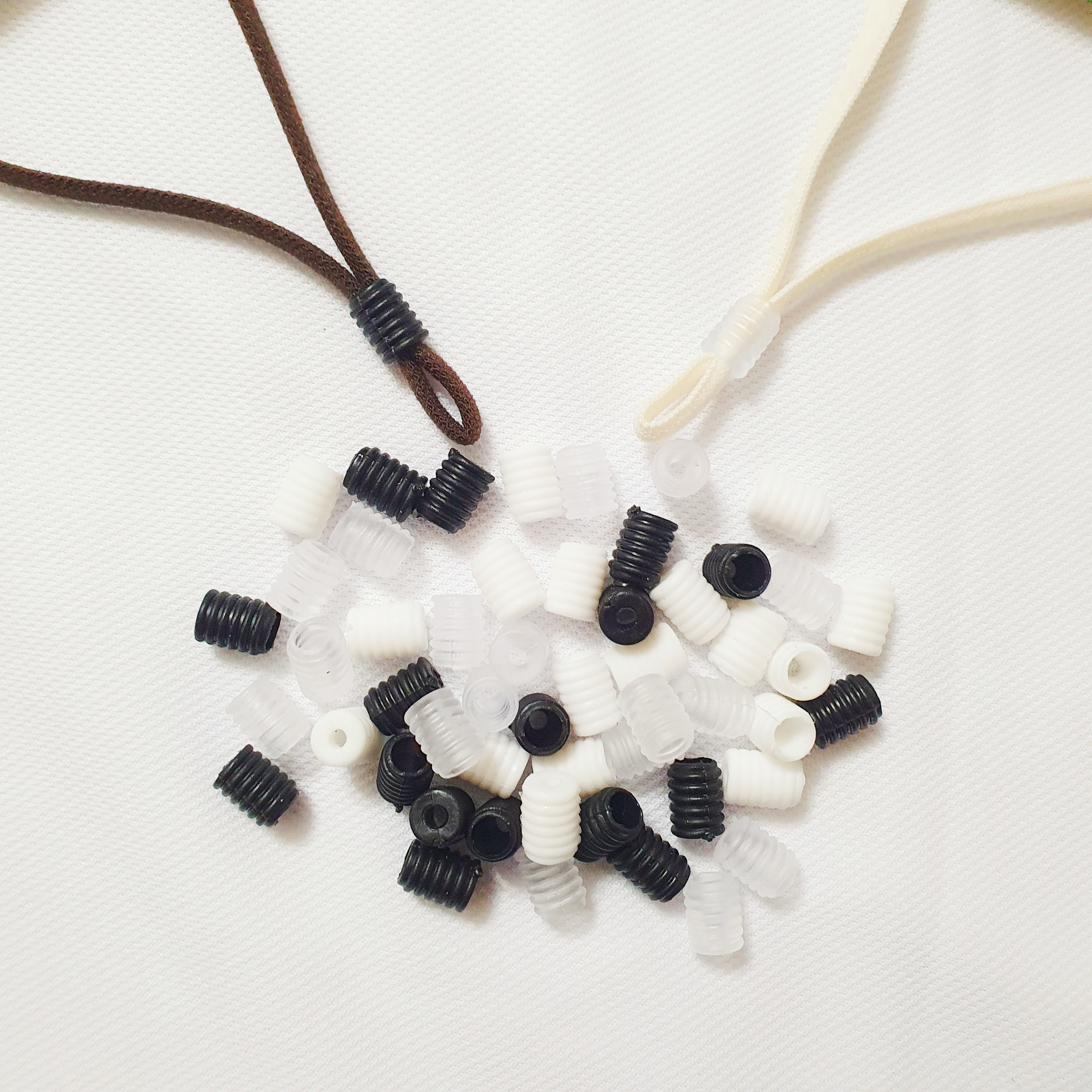 수연패션 마스크 끈 조절 스토퍼 50개입 한세트, 1세트, 주름 투명 2,500원