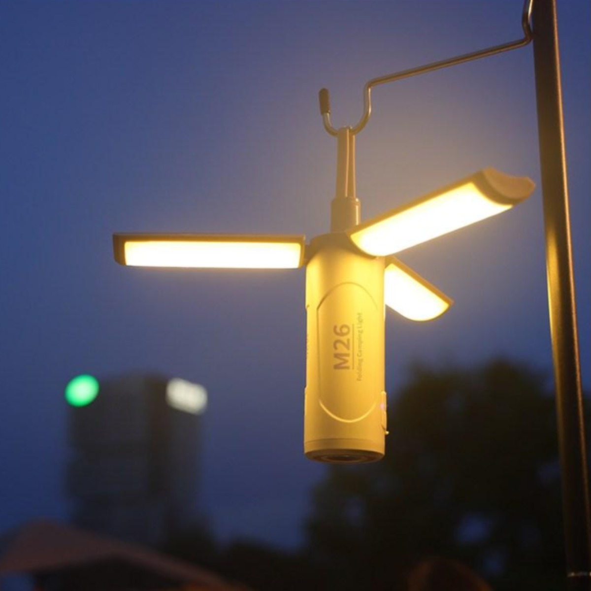 ONAKY 캠핑조명 무선조명 캠핑등 접이식 램프 3500mAh 충전식조명 손전등, 1개, 흰색 15,800원