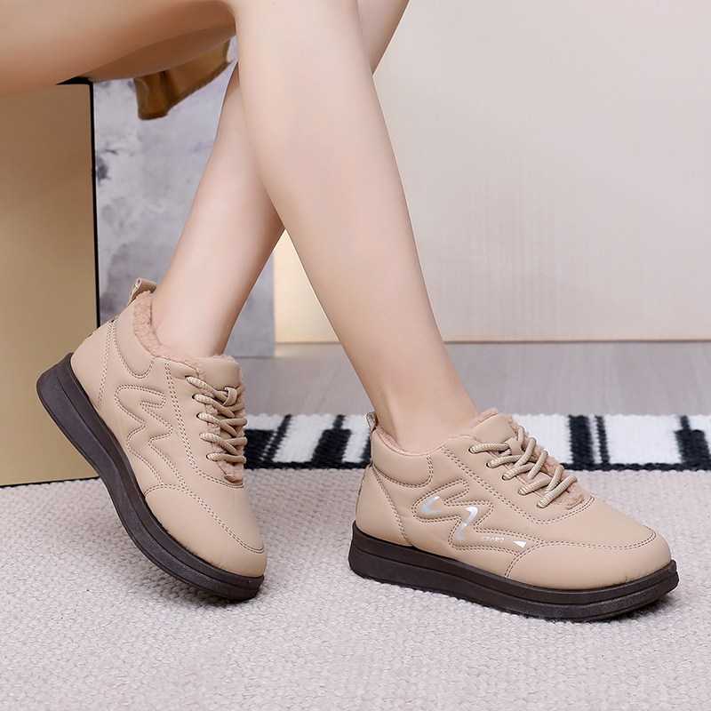 여성 겨울 방한화 기모 슬립온 미끄럼방지 방수 신발 발편한 단화 털안감 21,960원