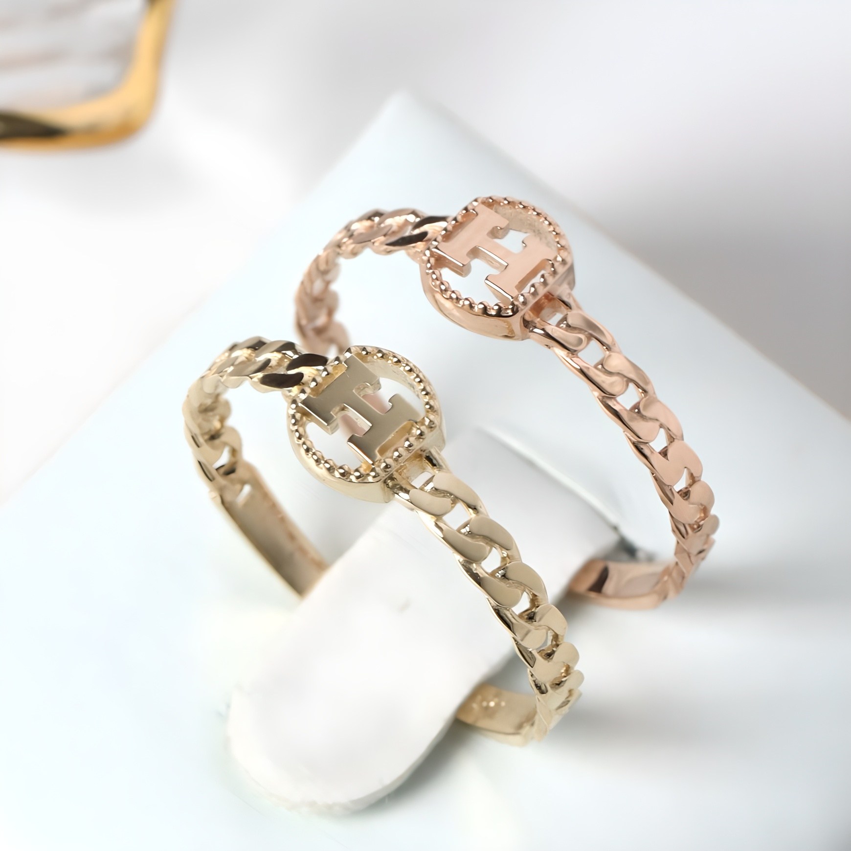 오로프 14K 전체 금 럭셔리 H 체인 링 반지 (5581R) 331,490원