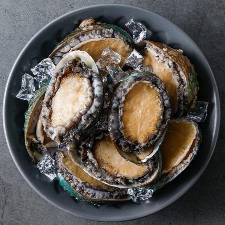 바다의 깊이를 담은 활전복(특대) 1kg 6 8미 귀한 보양식 74,310원