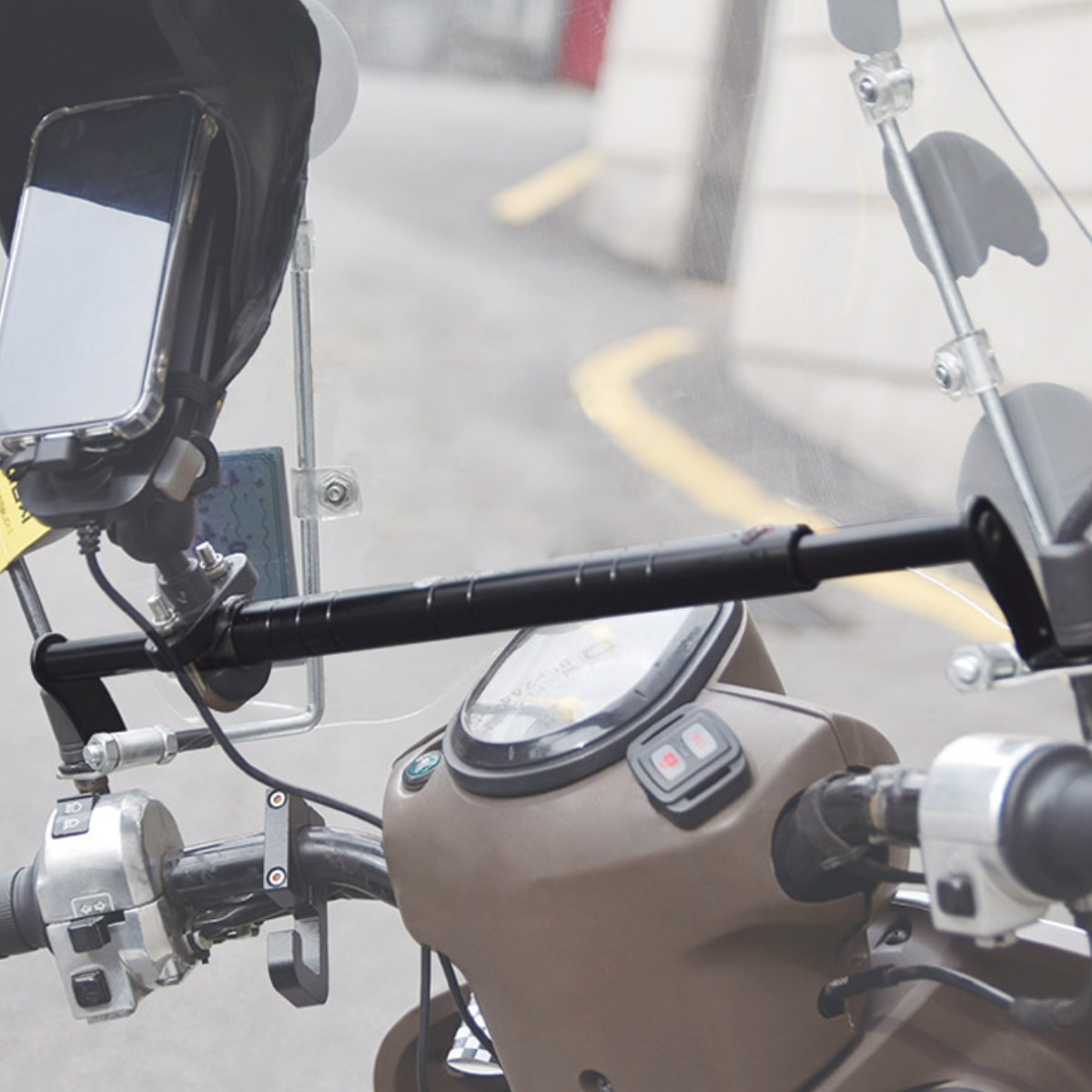 펄스티치 오토바이 범용 핸들바 크로스바 멀티바, 1개, 검정색 13,000원