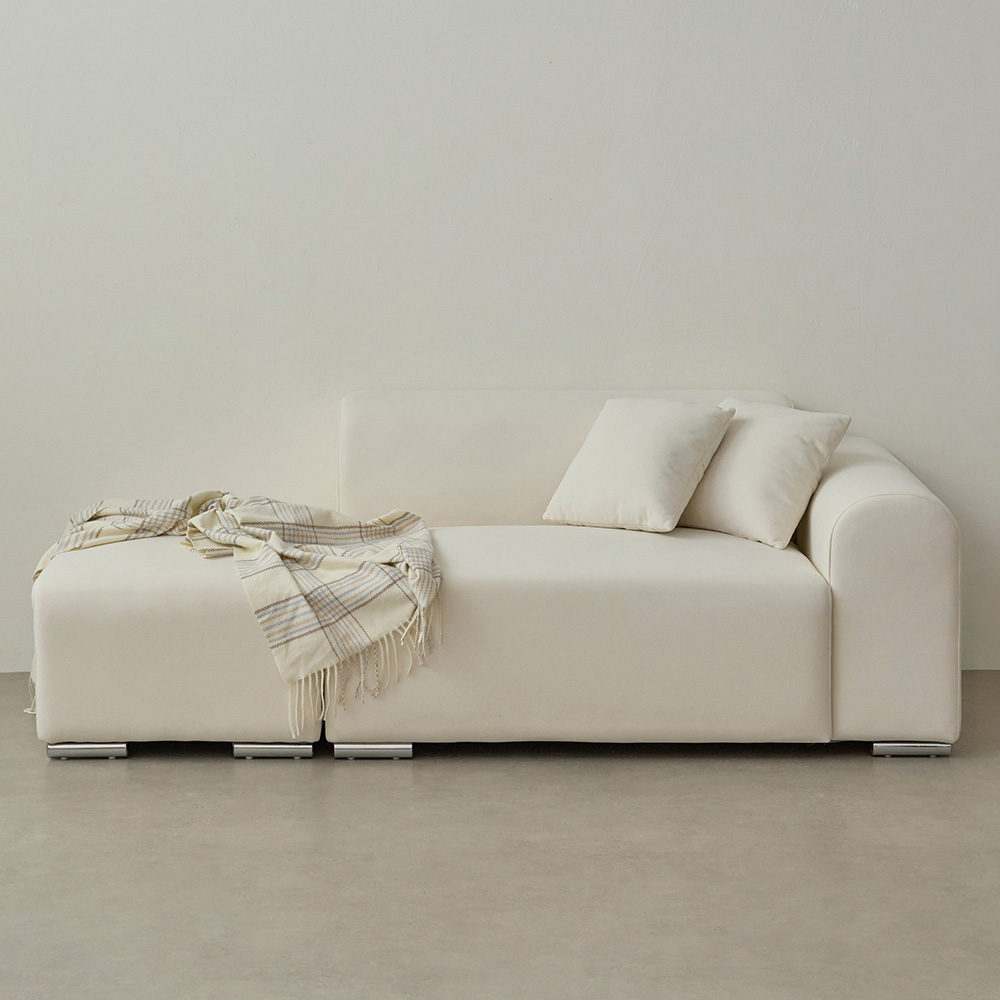 퍼리든 뮤즈 패브릭 2인용 쇼파 + 쿠션 2p + 스툴 199,000원