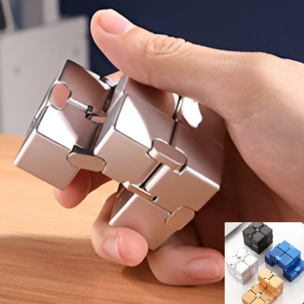 에쎄치 피젯토이 피젯스피너 큐브, 1개, 블랙 13,400원