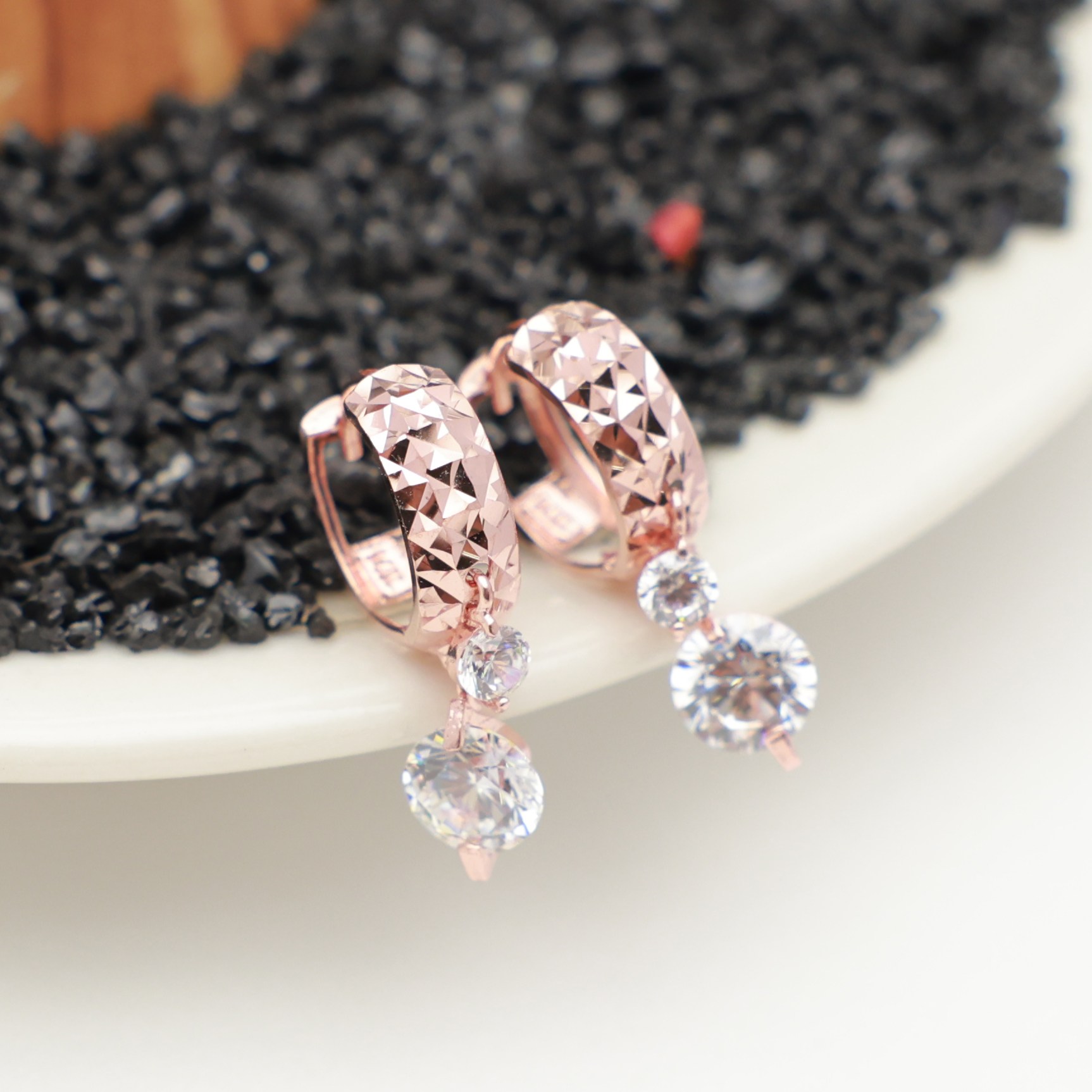 14k 18k 로즈골드 금 귀걸이 큐빅 딸랑이 원터치 데일리 다이아 컷팅 선물 심플 (E330)체리스쥬얼리 398,280원