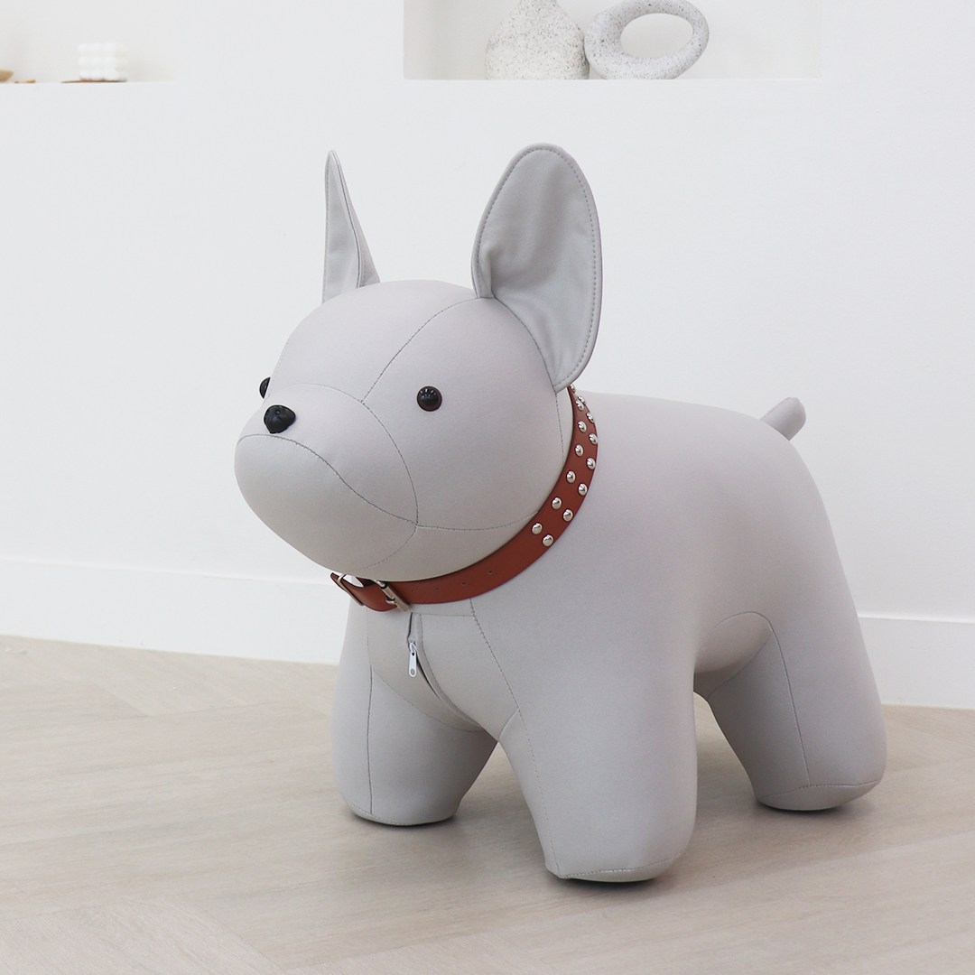 파스텔우드 불독 강아지 스툴 풋스툴 동물 인테리어 선물 보조의자 58,000원