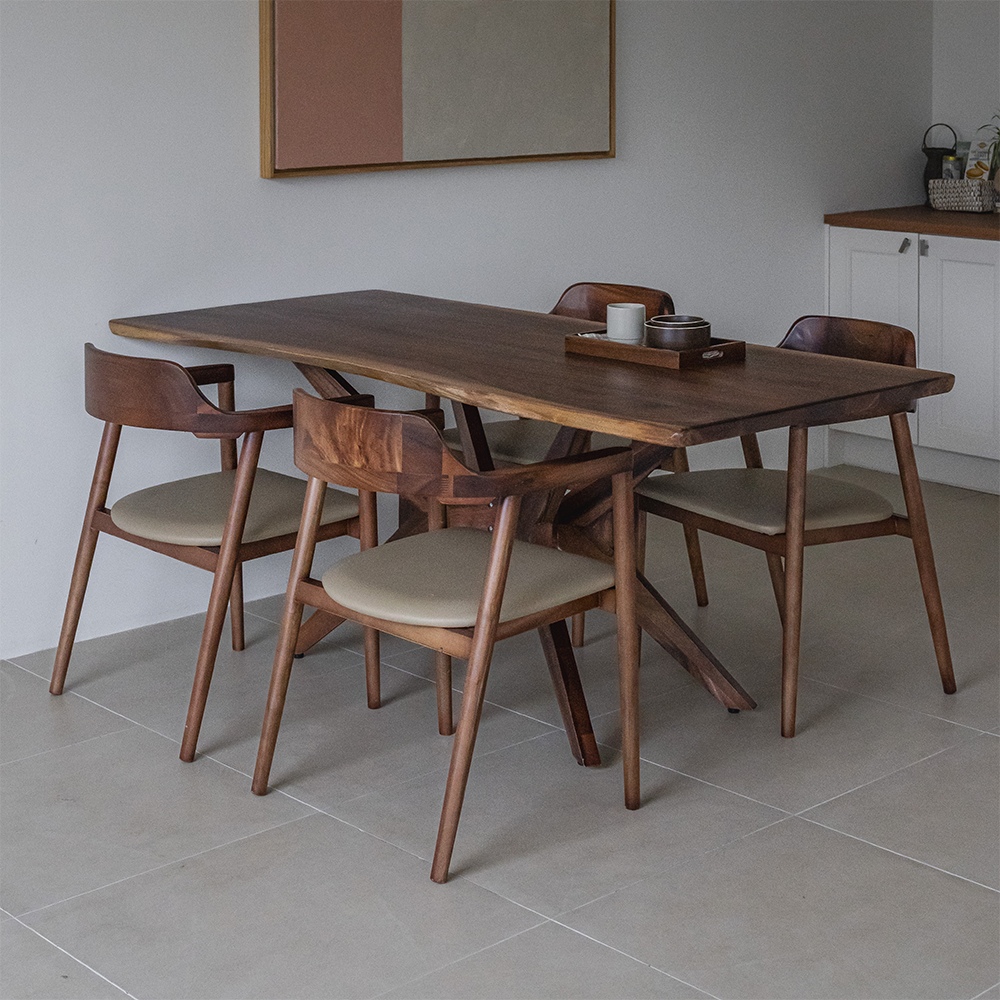 헤즈로 레스토 우드슬랩 원목 1400 I다리 식탁 + 베이지의자 4P 세트 방문설치 625,000원