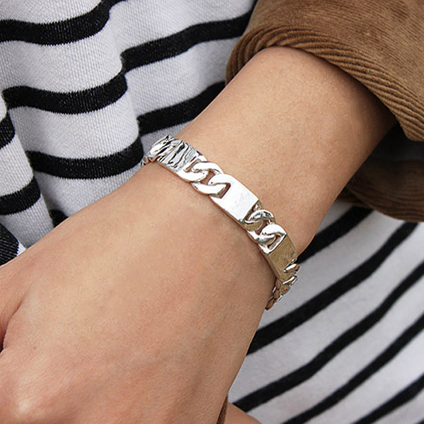 더빛주얼리 단스틱9mm 은팔찌 314,600원