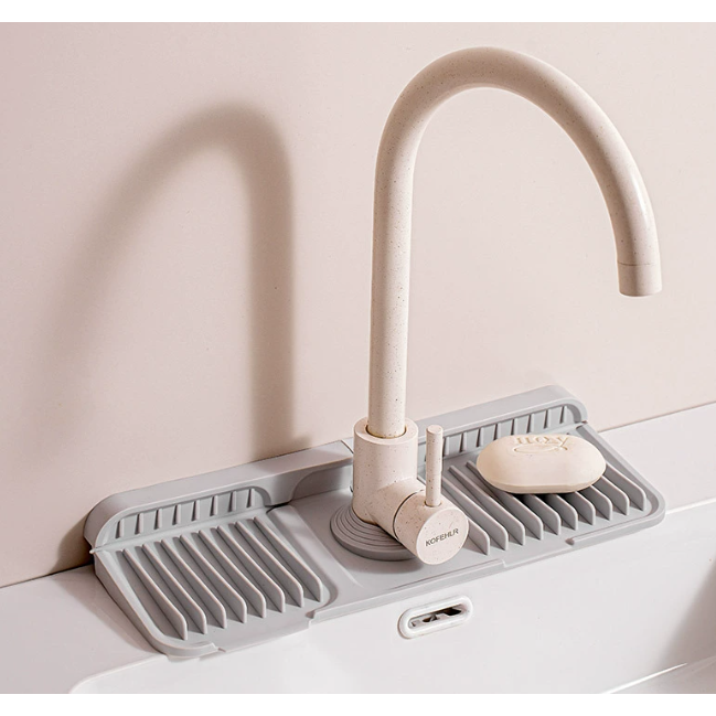 똑딱이 실리콘 수전패드 싱크대 세면대 패드 수전매트 수전패드 6,450원