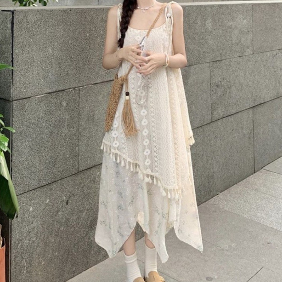 COSYEVNO   해변 바캉스 나시 원피스 레이어드 테슬 언밸런스 비치 롱 스커트 28,800원