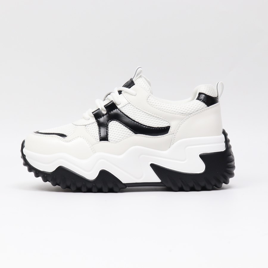 슈리오 여성 키높이 통굽 유광 라인 스니커즈 6cm 59,900원