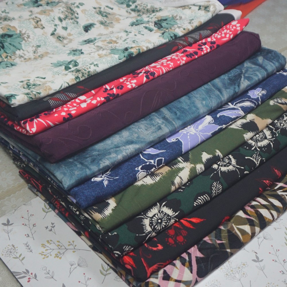 원단대장 자투리 폴리스판 프린트 한마 얇은천 찰랑거리는핏 여름 국내생산 자체제작 의류원단 10종-8, 1개, 다양한색상 53,000원