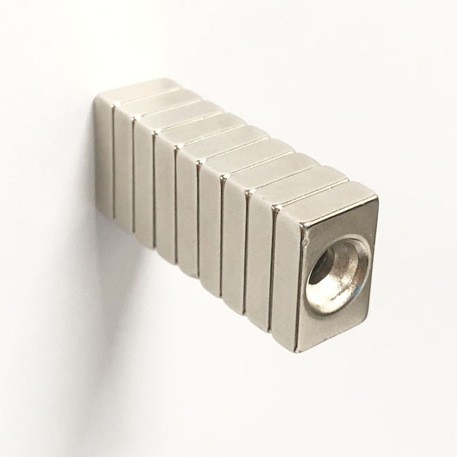 [제이스마그네트] 15x10x4(6.5x4.2) 초강력 블럭 사라 자석 12,890원