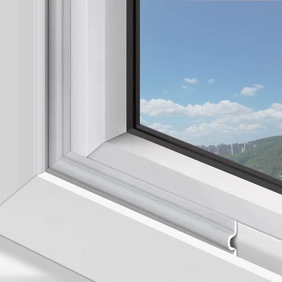 미짱 접착식 사계절 실링스트립 문풍지 10m 창문 틈새막이 외풍차단 방풍테이프 창틀 현관문 바람막이 7,750원