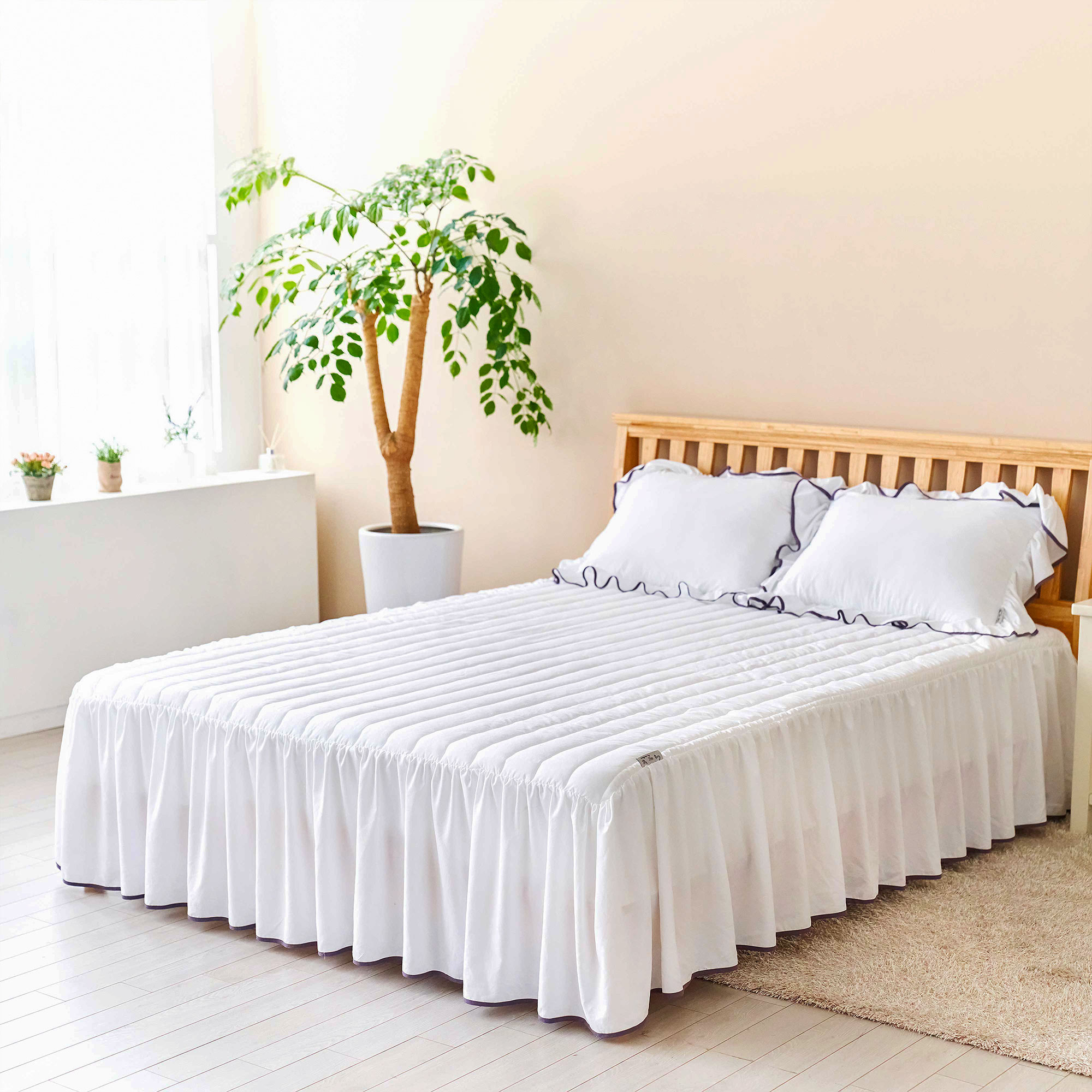 류금숙 라인 프릴 롱 침대커버 62,900원