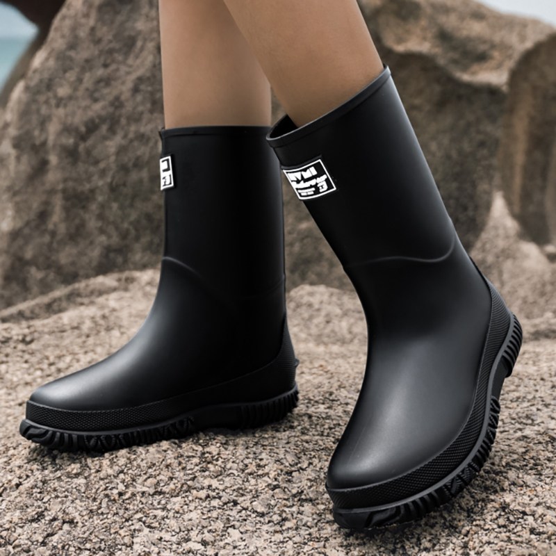 미들 레인부츠 여성 중목 패션 장화 아웃도어 미끄럼 방지 방수 내마모성 낚시 주방 경량 쿠셔닝 레인 부츠 23,880원