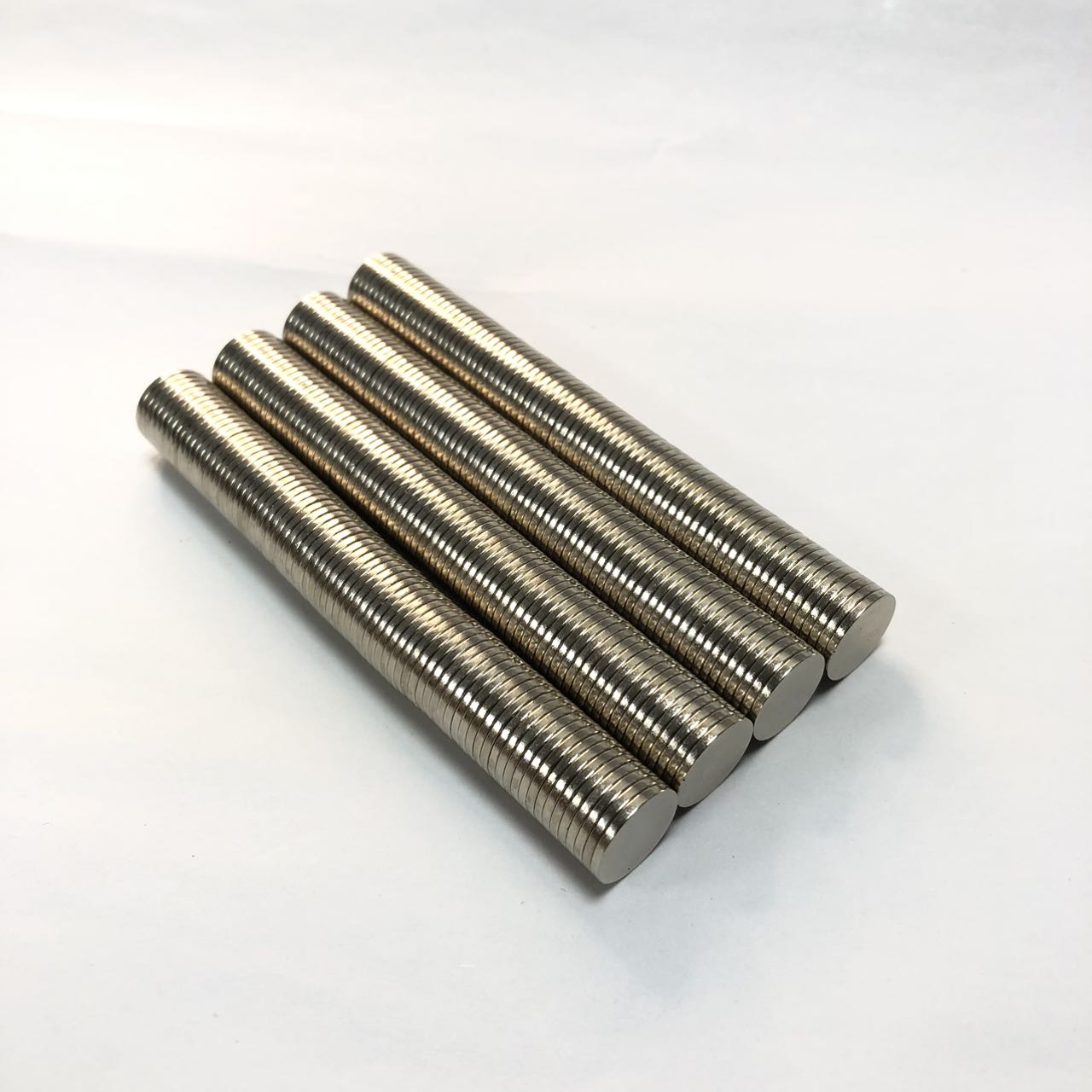 D10x1T 네오디움 원형자석 기획상품 [제이스마그네트] 41,890원