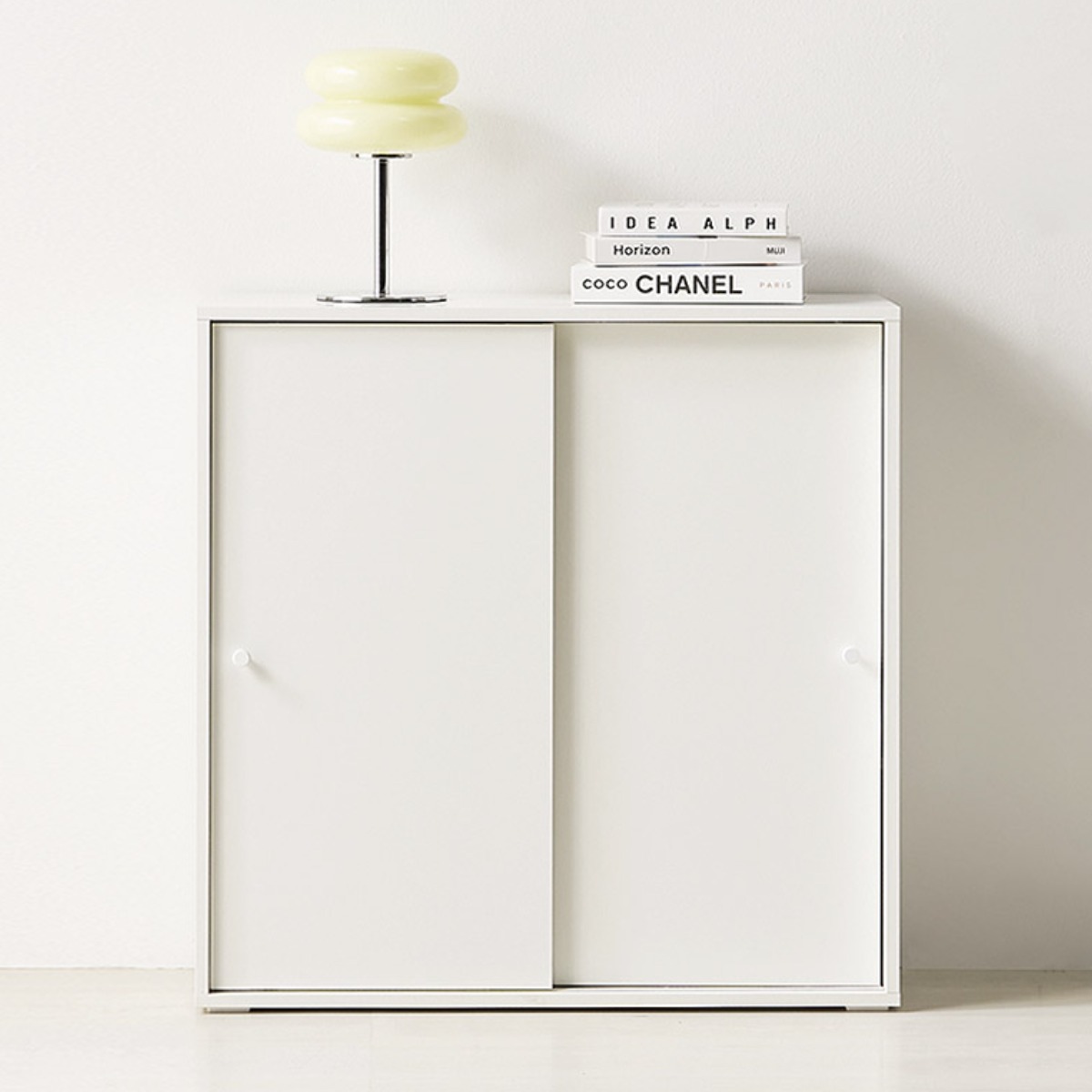 스칸디무드 커스트 다용도 슬림 틈새 높은 거실 슬라이딩 수납장 3단 800, 화이트 69,910원