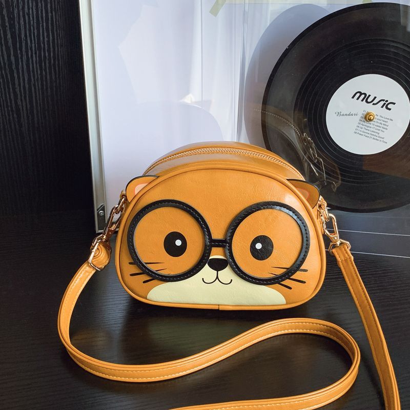 여성 통근 가방 반달 만두 크로스백 숄더백, 소형숄더백 파우치백 39,000원