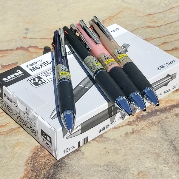 유니 제트스트림 0.38mm 4색볼펜+샤프_4&1 멀티펜 1다스(10자루) 124,200원