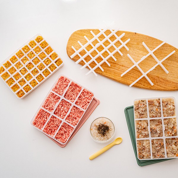 비트리 부드럽게 휘어지는 냉동실 냉장고 정리용기 1.5L 전용 소분칸칸이 9칸 1개+35칸 1개 3,800원