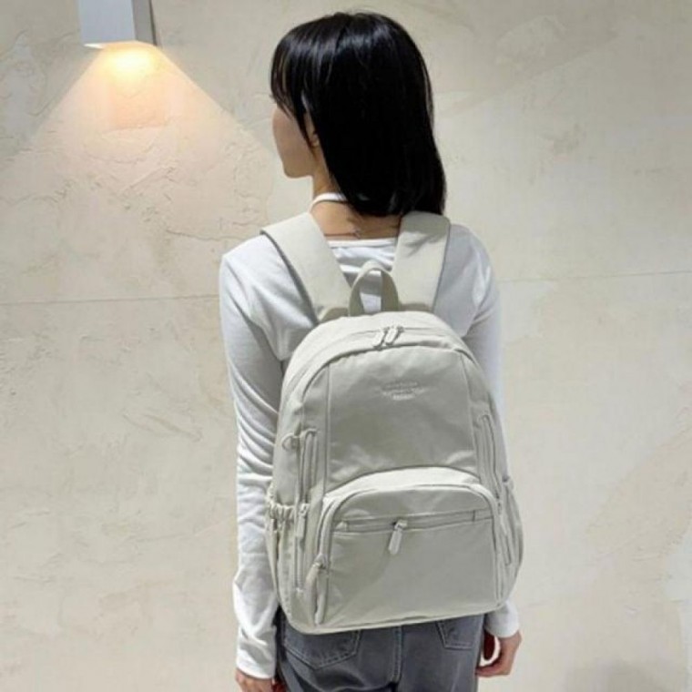 패션가방 백 여성 백팩 나일론 베이직 캐주얼 77,760원