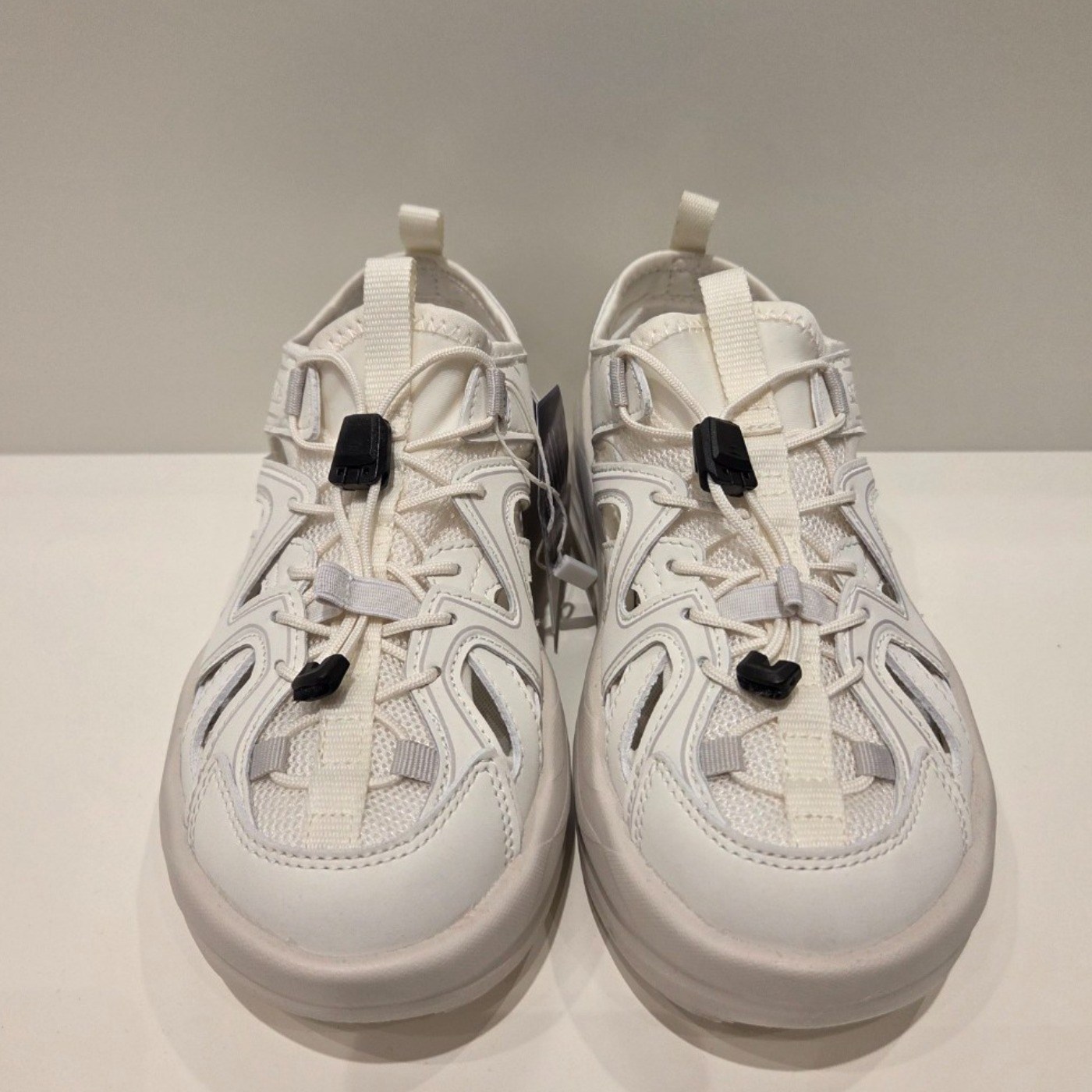 엄브로 UR223ESA42 CUTOUT (컷아웃) 119,000원