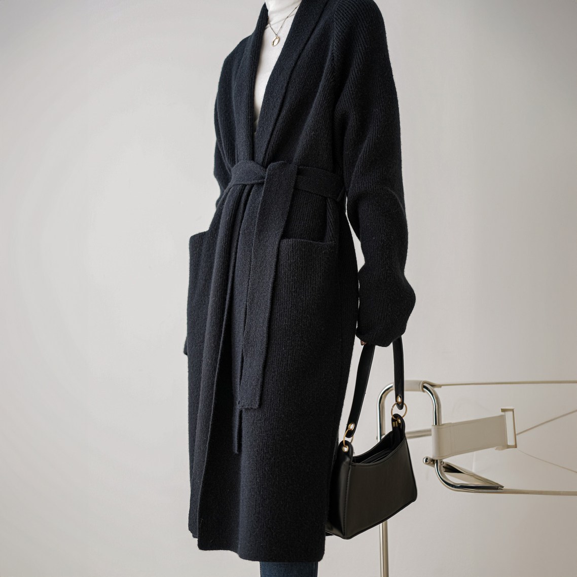 퀸앤조이 하디프 울혼방 벨트 니트 로브 롱가디건 101,800원