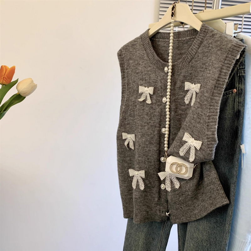 COSYEVNO 여성 니트조끼 가을 라운드넥 레이스 리본 심플 패션 캐주얼 루즈 클래식 숏 버튼 상의 CXJmj-23 16,800원