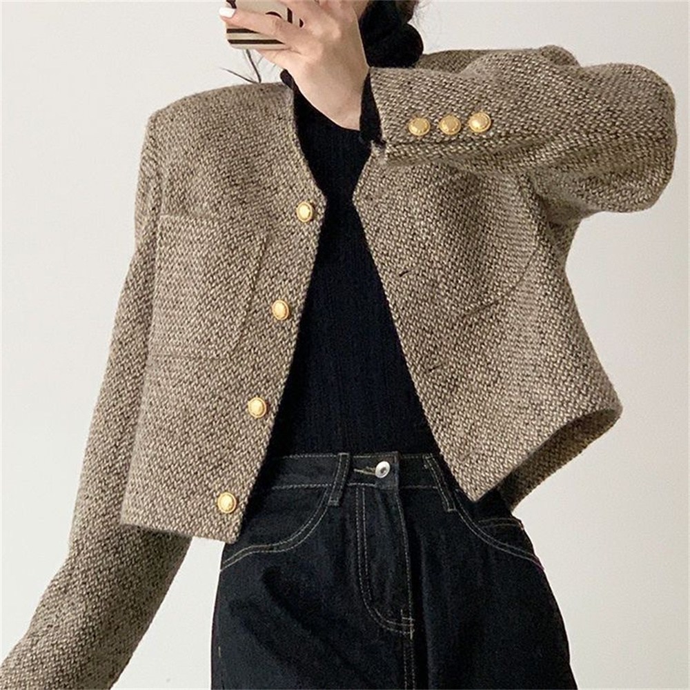 루스리더 여성 하객룩 크롭 노카라 트위드 자켓 V22 37,500원