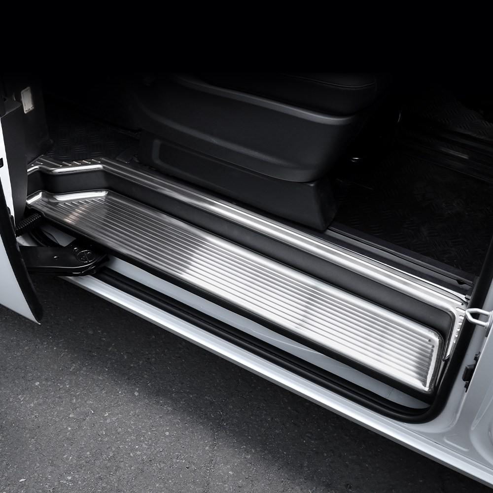 유투카 호환 스타리아 튜닝 도어스커프 커버, 기타, 2열 도어스커프 커버 4P [실버] 42,500원