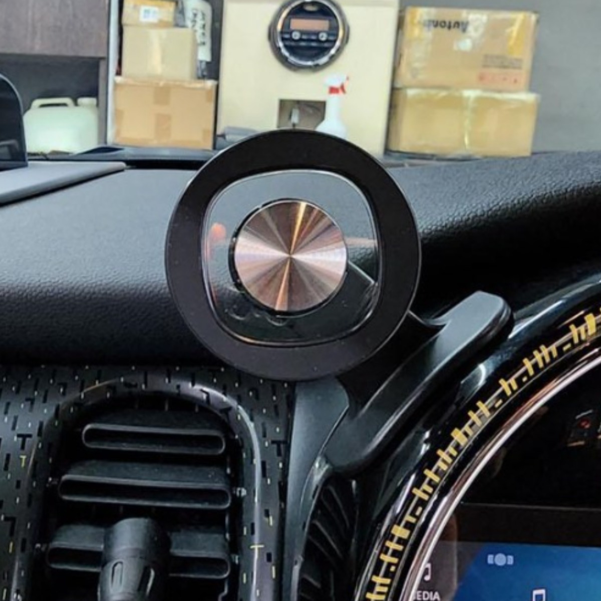 미니쿠퍼 전용 억스 차량용 거치대, 기본수동형, 맥세이프 자석식, 곰돌이,해골 자석시, 1개 28,000원