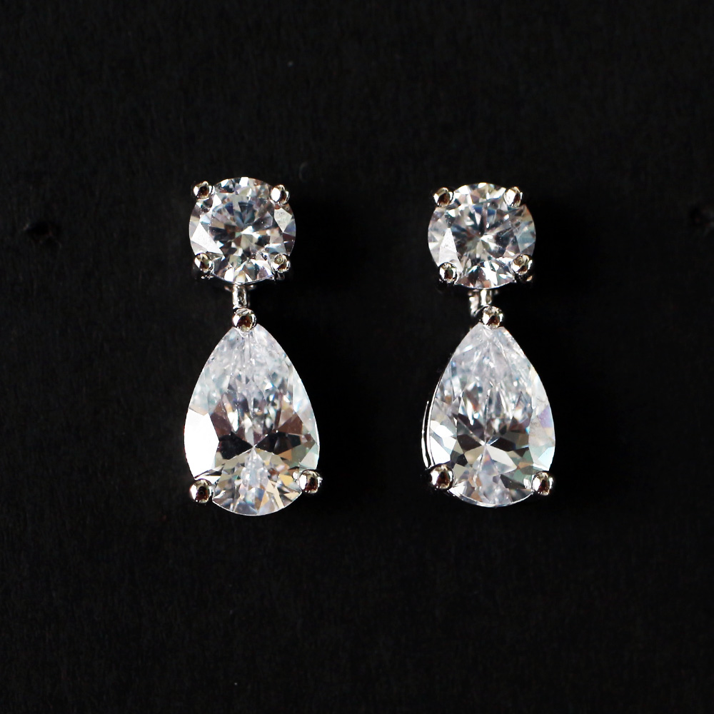 샌프란제이 실버925 은침 프리미엄 큐빅 다이아몬드 물방울 티어 드롭 귀걸이 24,300원