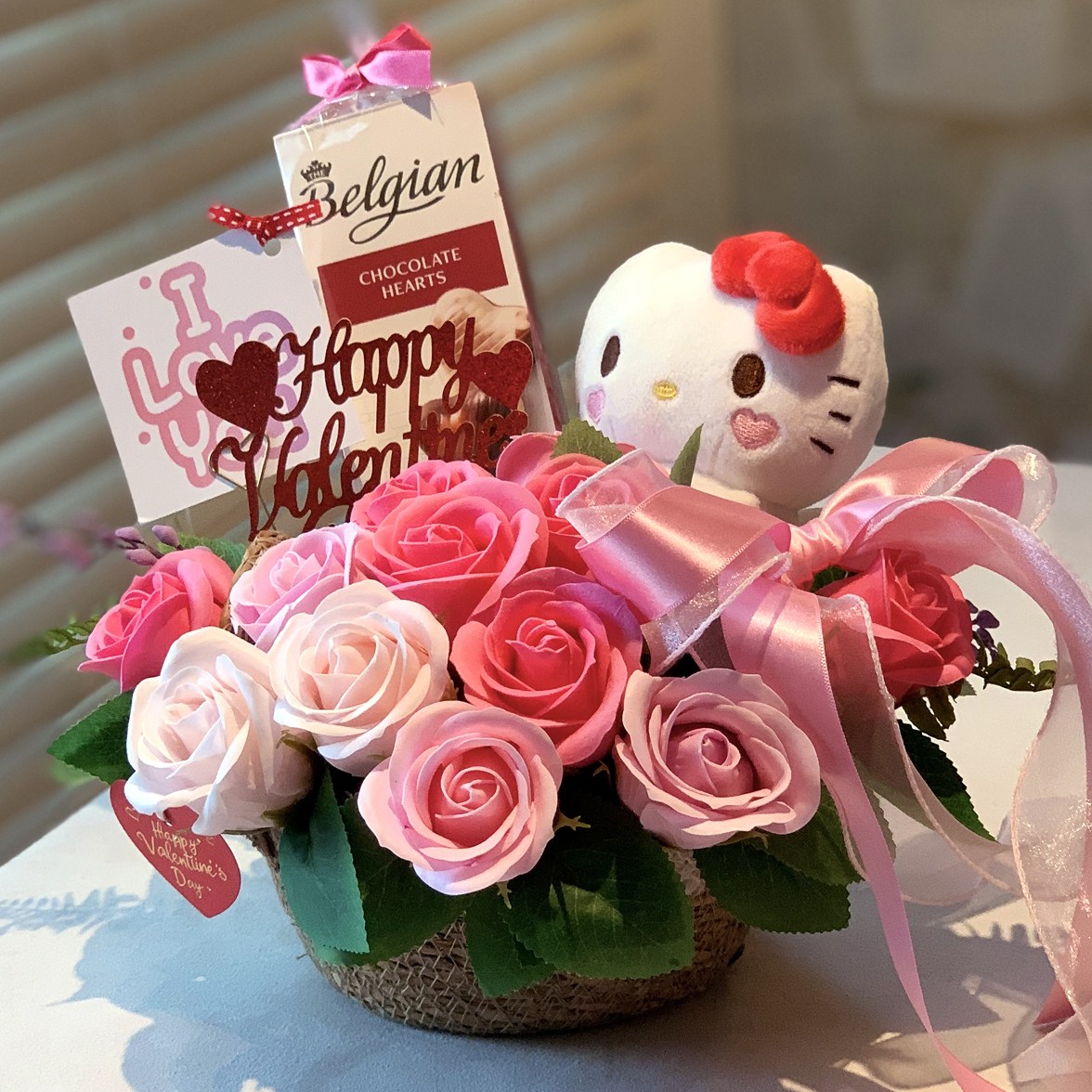 발렌타인선물 발렌타인데이 초콜릿꽃다발 비누꽃 발렌타인꽃바구니헬로키티 여친선물 남친선물 프로포즈 36,800원