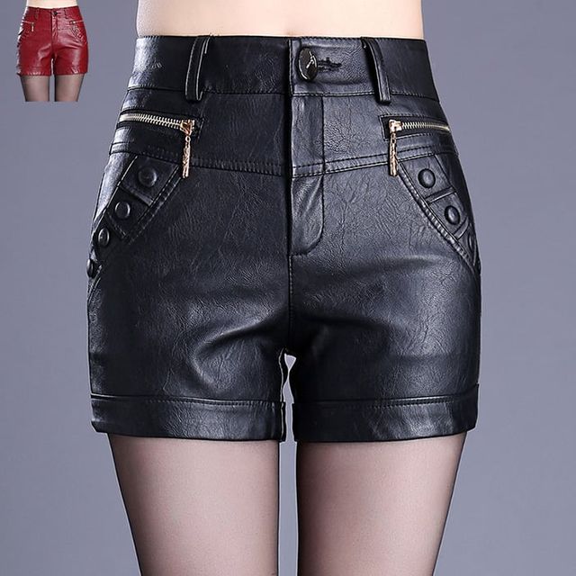 아이레노 가죽 반바지 팬츠 여성 데일리룩 트렌디한 코디 연출 가능한 스타일 숏팬츠 31,500원