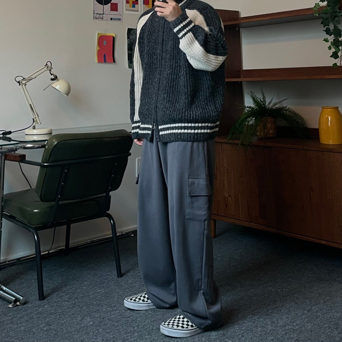 르위 데일리 소프트 니트 바시티 자켓 남녀공용 48,000원