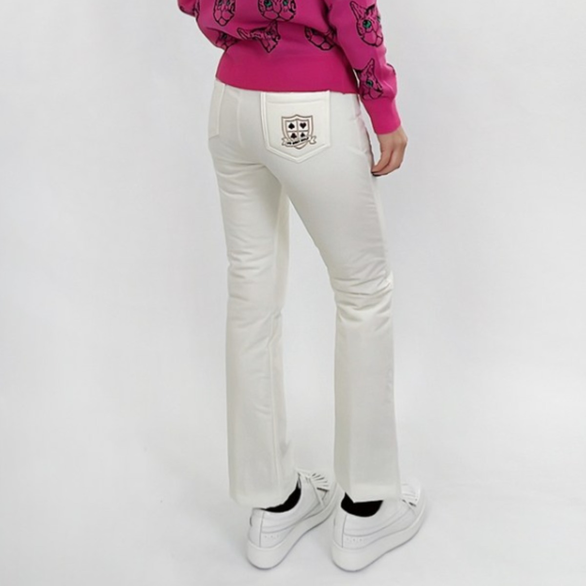 투솜 여성골프바지 여자골프팬츠 겨울골프바지 스페이스 자수 패딩 허리밴딩 골프바지 여자 겨울 골프웨어 팬츠 여성 기모 방한 보온 89,800원