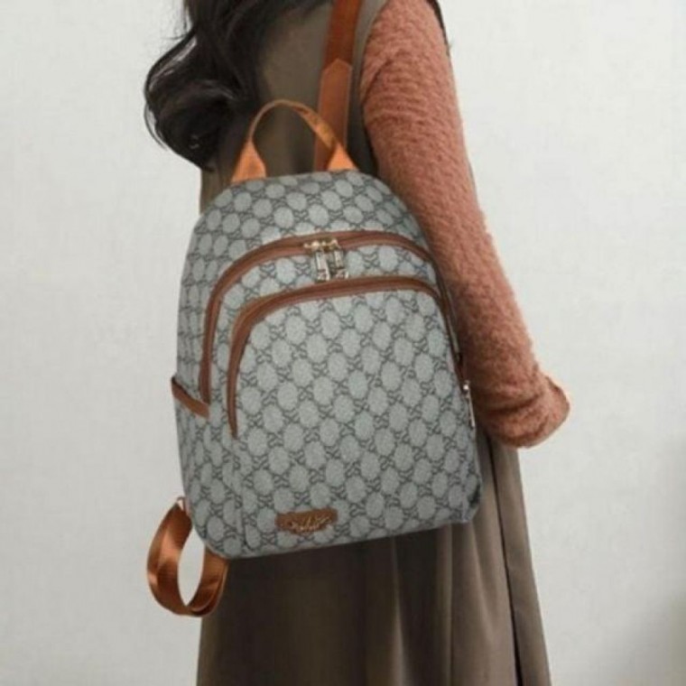 패션가방 데일리 캠퍼스 고등학생 직장인 대학생 백팩 책 신학기 여행용 가방 여자 72,580원