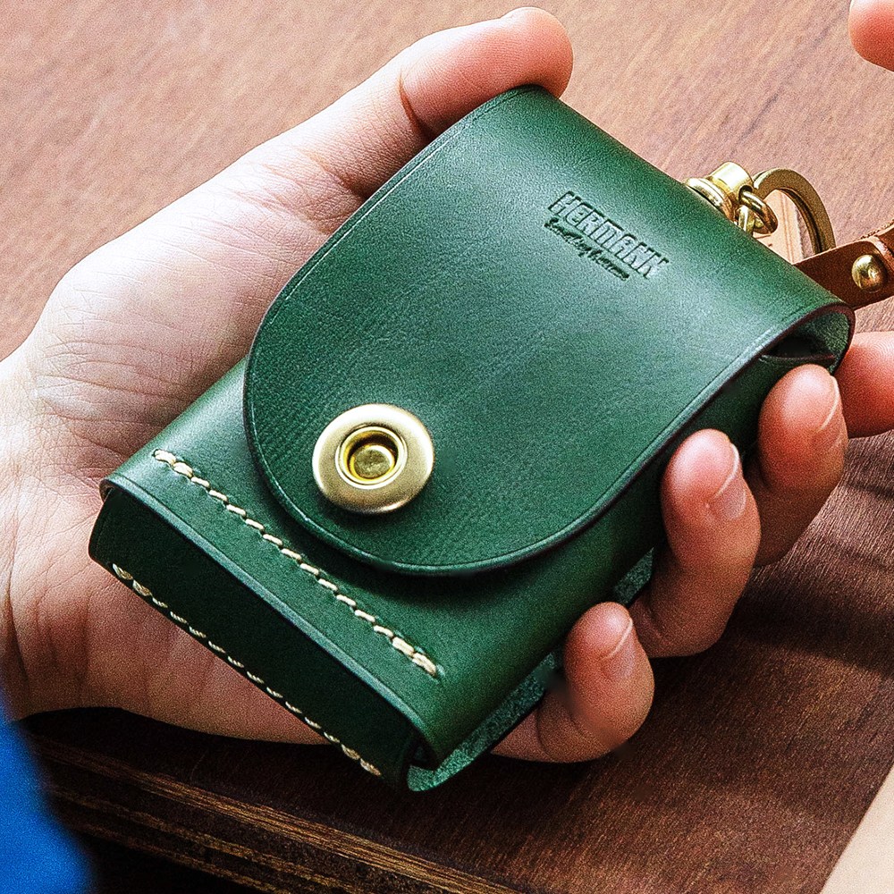 헤르만 포르마 FORMA 천연 이태리 가죽 카드/명함 지갑 케이스 - 작은 소집품 미니스트랩 넘버 태그 태슬 목걸이형 레더 스트랩 선물 이탈리아 가죽 49,000원