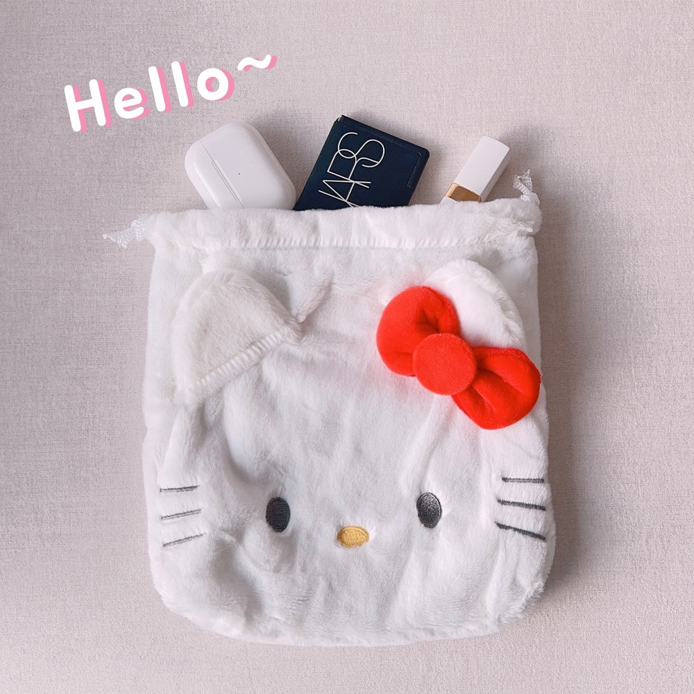 스프링 키티 파우치 헬로키티 화장품 생리대 보조베터리 수납 9,900원