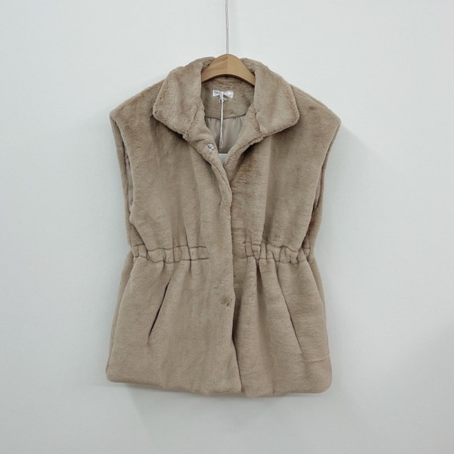 텐어즈 여성용 밍크자켓 반팔코트 에코 페이크퍼 35,710원