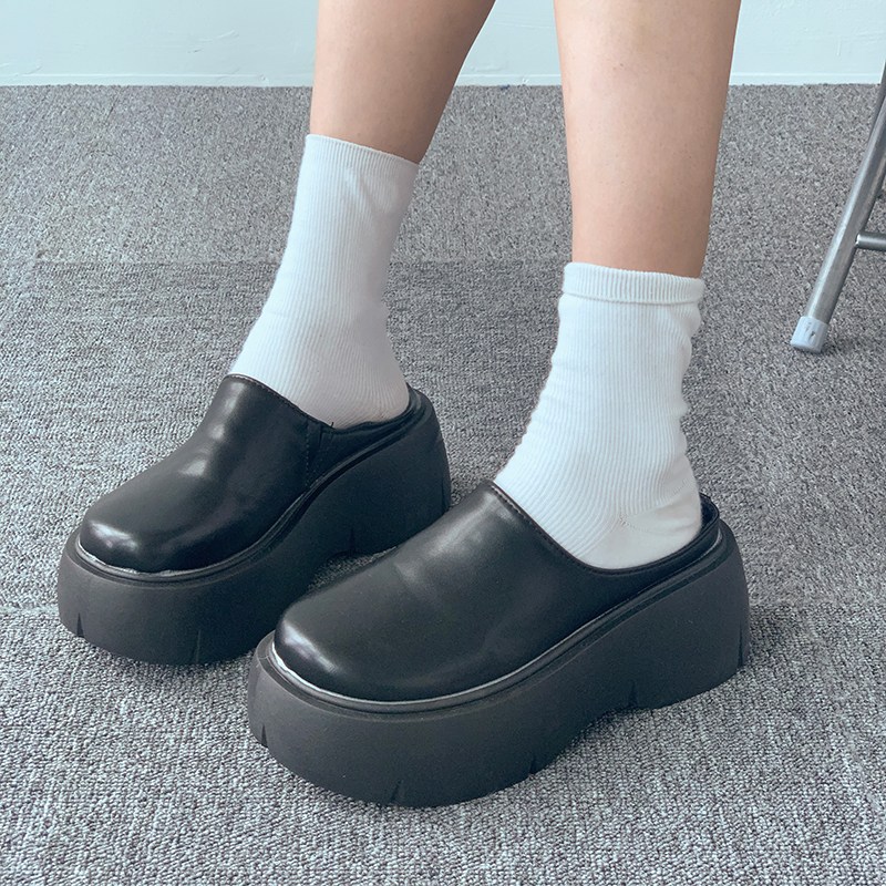 [7cm 통굽] 동글동글 깔끔하고 심플한 키높이 경량 블로퍼 통굽 슬리퍼 HI~163 21,800원